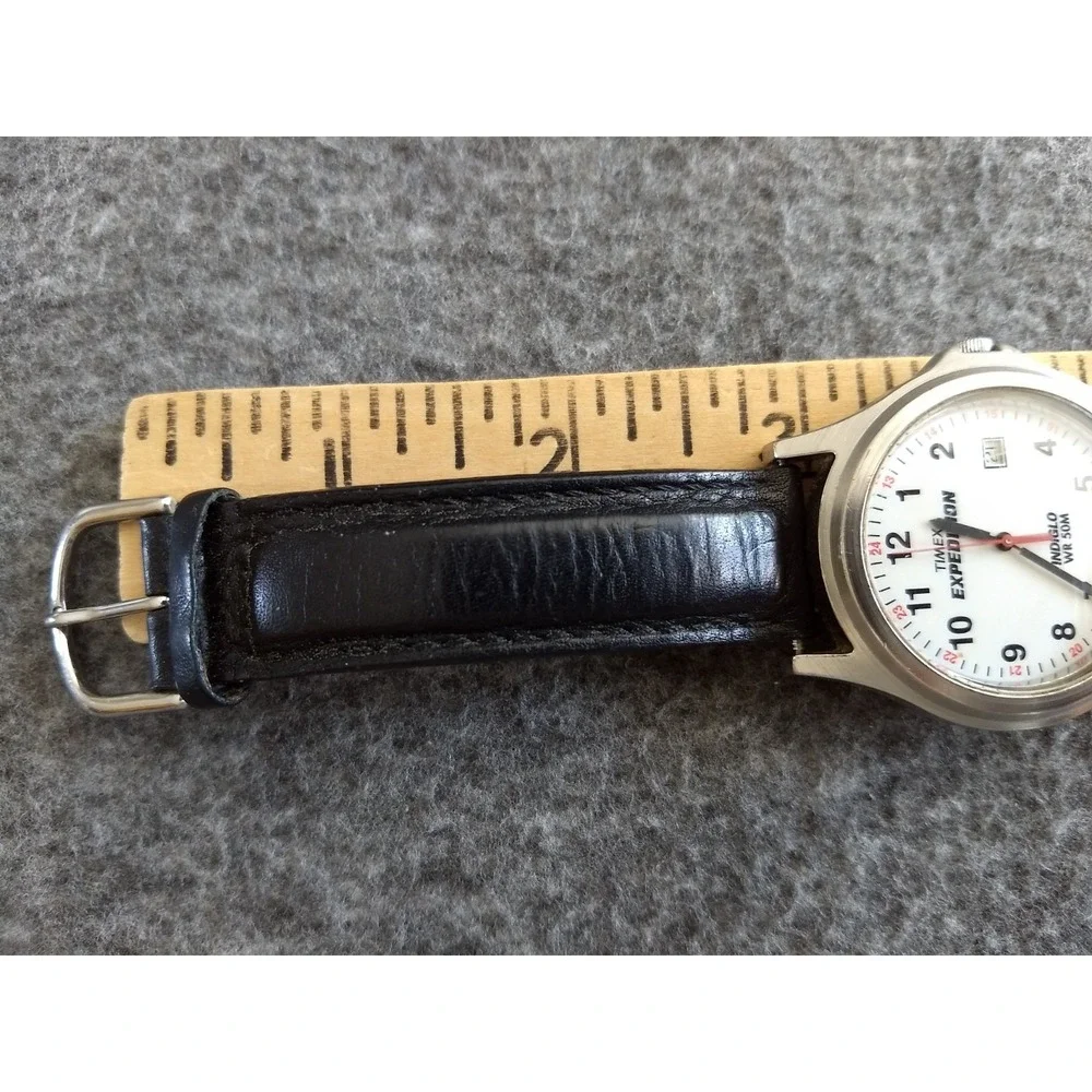 Timex Indiglo Expedition Watch White Dial Stainless Back Red Second Hand‎ Date
